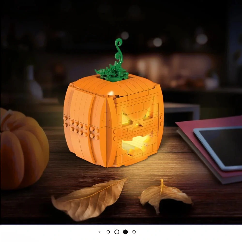 Lego Brick Craft 3 in 1 Pumpkin Light Up - NEW